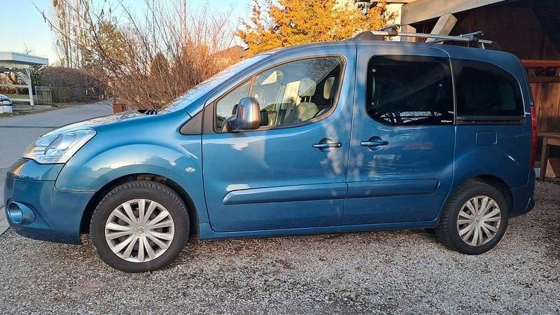Gebraucht Citroën Berlingo 109 PS (80 kW) 2009 Blau Van / Kleinbus