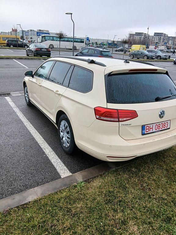 Gebraucht VW Passat 150 PS (110 kW) 2019 Beige Limousine