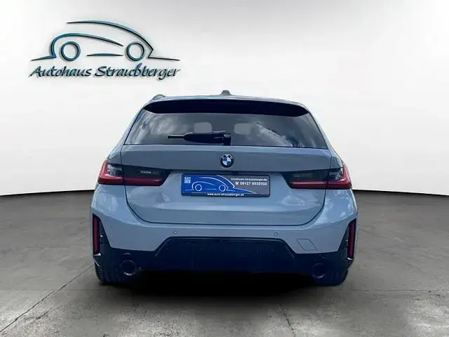 Gebraucht BMW 320 M Sport 190 PS (139 kW) 2024 Graukeine angabe Kombi