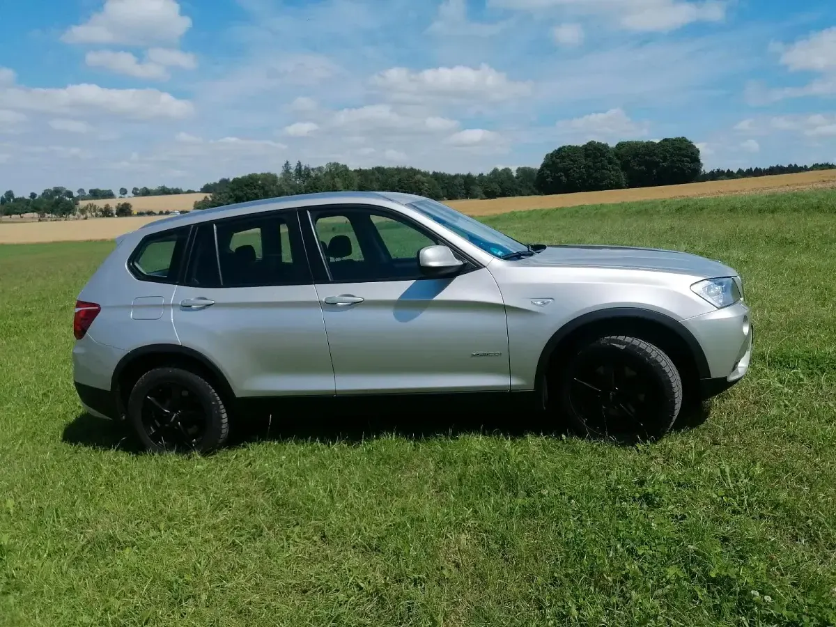 Gebraucht BMW X3 184 PS (135 kW) 2013 Gold SUV