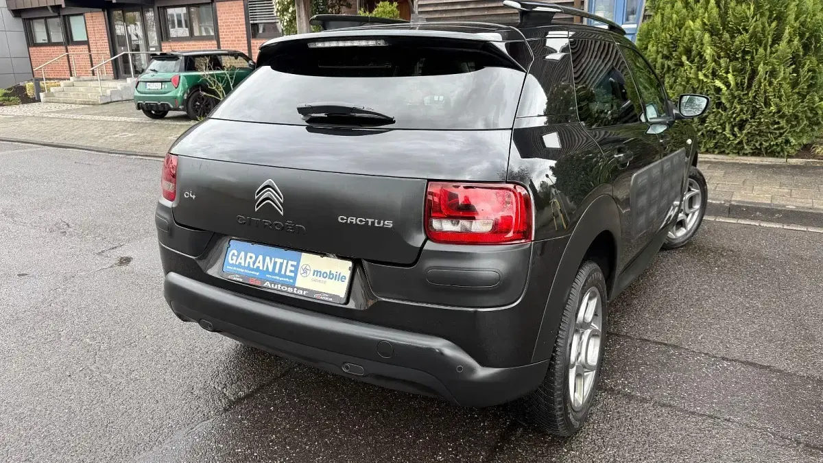 Gebraucht Citroën C4 Cactus Shine 110 PS (80 kW) 2015 Schwarz Kleinwagen