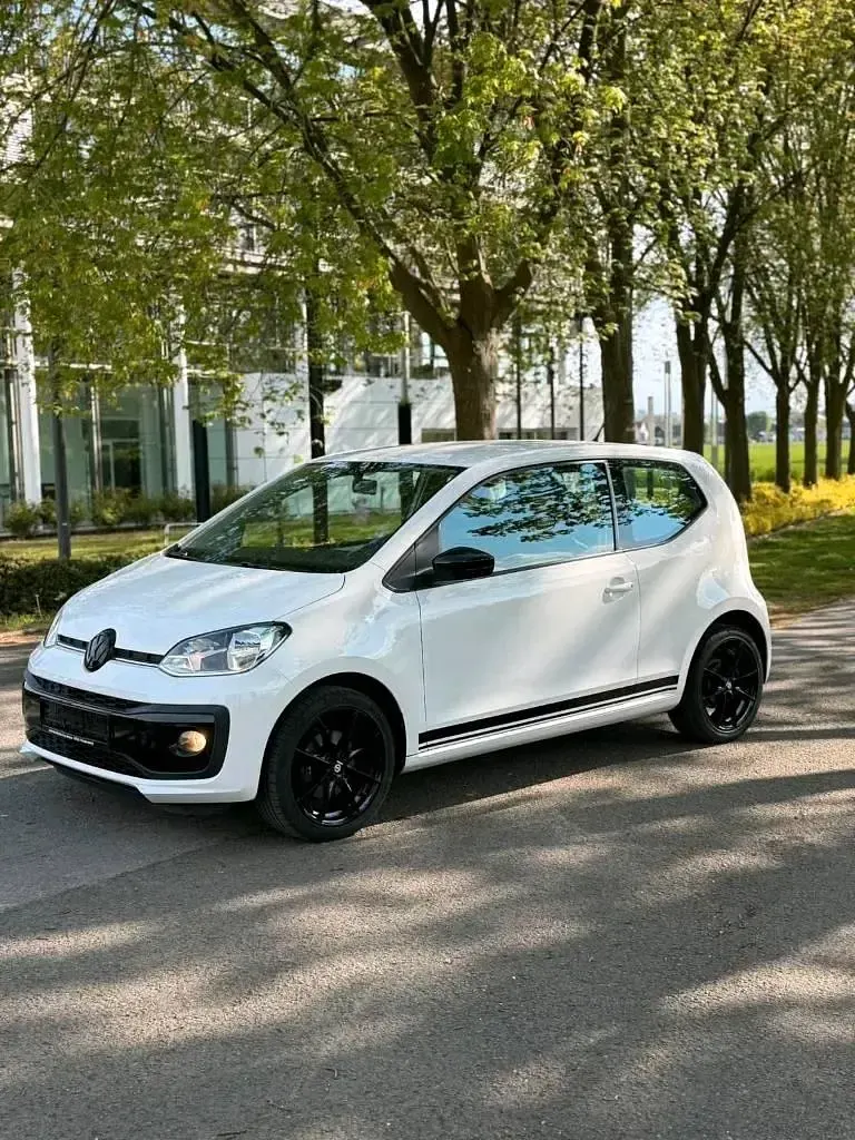 Gebraucht VW up! Design 60 PS (44 kW) 2020 Weiß Kleinwagen