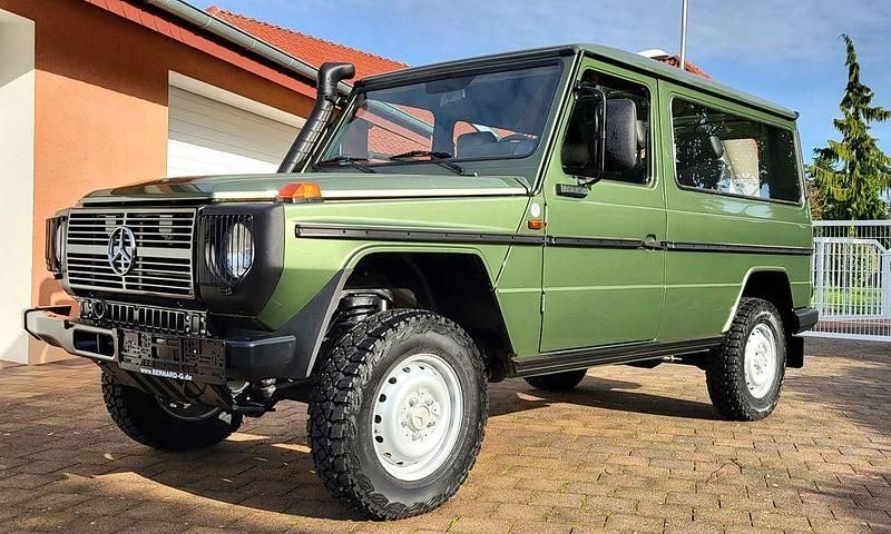 Gebraucht Mercedes G300 88 PS (64 kW) 1990 Grün zypressengrün metallic SUV