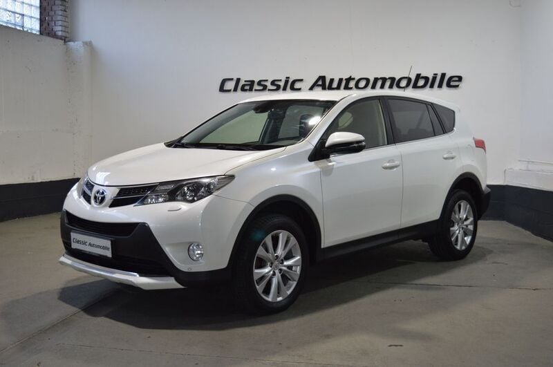 Weiß Gebraucht 2015 Toyota RAV4 Executive SUV | 11.900 € (Fairer Preis) - Bild 1/4
