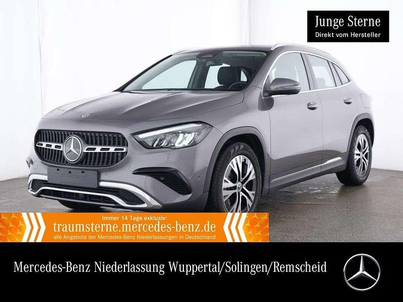 Grau Gebraucht 2024 Mercedes GLA180 Advanced SUV | 35.990 € (Fairer Preis) - Bild 1/3