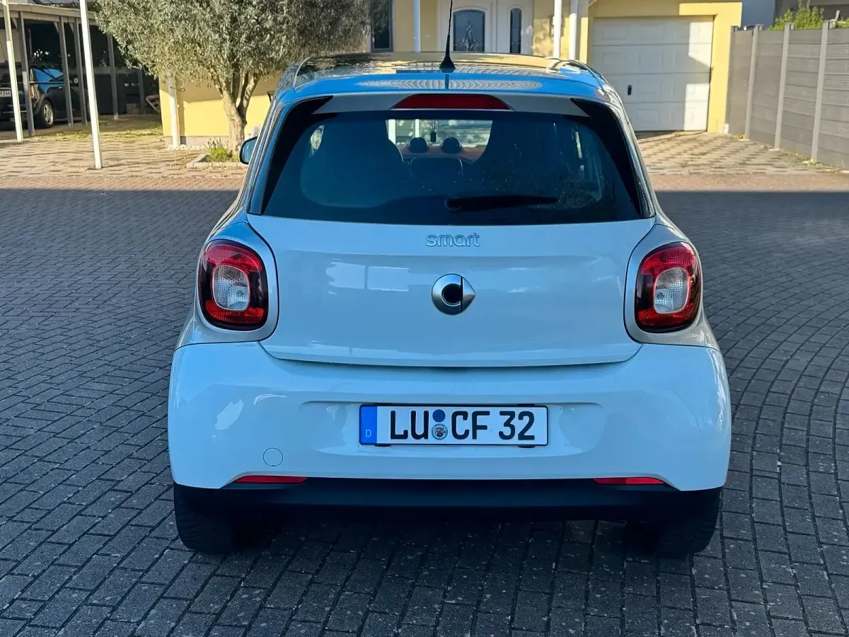 Occasion Smart ForFour 71 ch (52 kW) 2015 Blanc Citadine