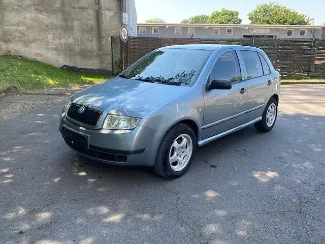 Gebraucht Skoda Fabia 75 PS (55 kW) 2003 Silber Limousine