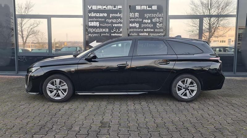Gebraucht Peugeot 308 SW GT 131 PS (96 kW) 2022 Schwarz Kombi
