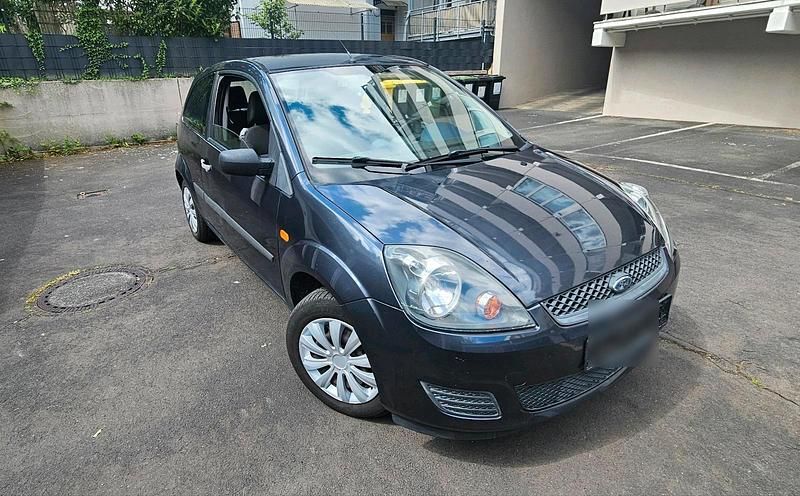 Gebraucht Ford Fiesta 80 PS (58 kW) 2006 Grau Kleinwagen