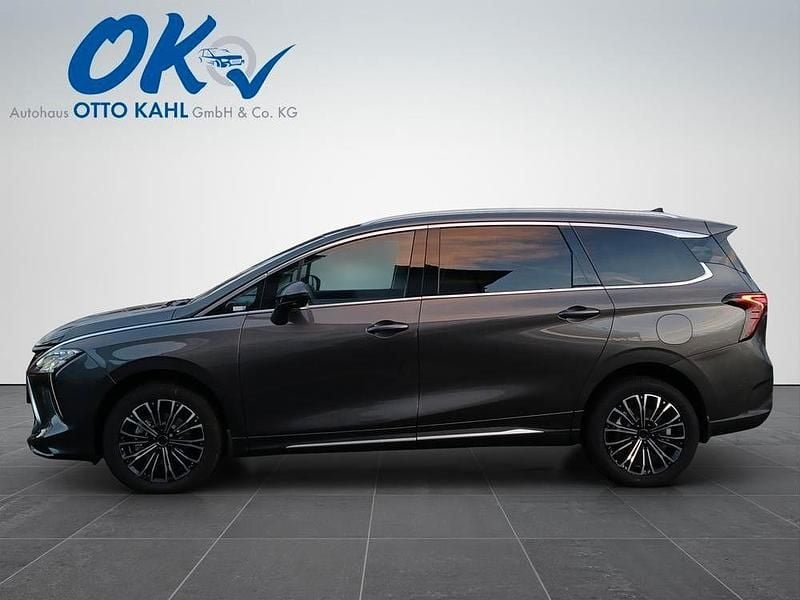 Neu DFSK Forthing 4 154 PS (113 kW) 2025 Grau Van / Kleinbus