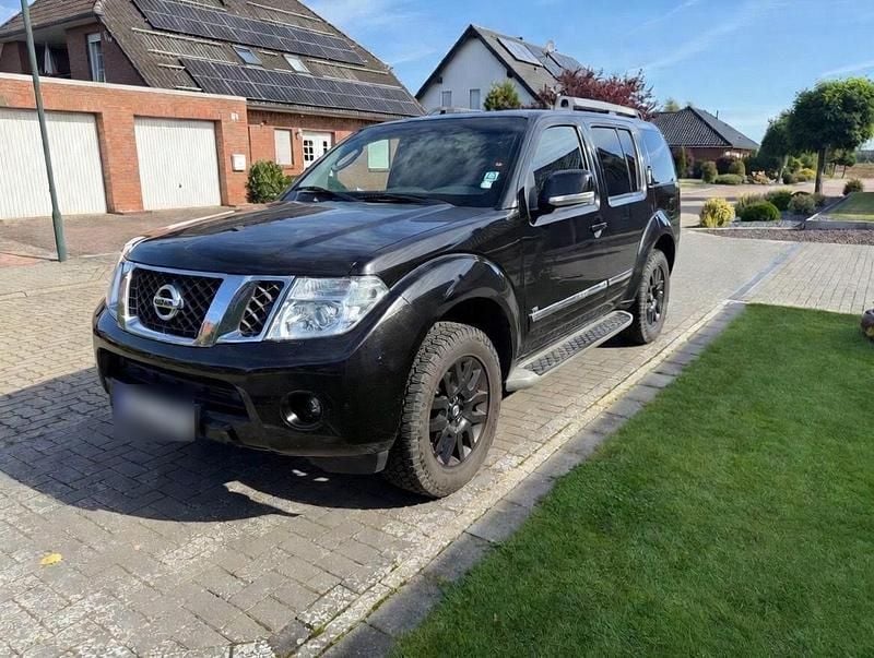 Gebraucht Nissan Pathfinder 231 PS (169 kW) 2014 Schwarz SUV