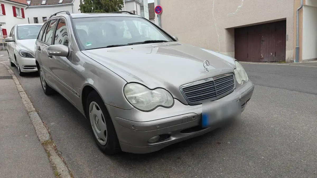 Gebraucht Mercedes C220 150 PS (110 kW) 2004 Silber Kombi