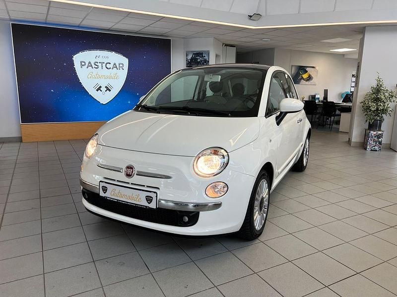 Weiß Gebraucht 2013 Fiat 500 Lounge Kleinwagen | 9.900 € (Fairer Preis) - Bild 1/4