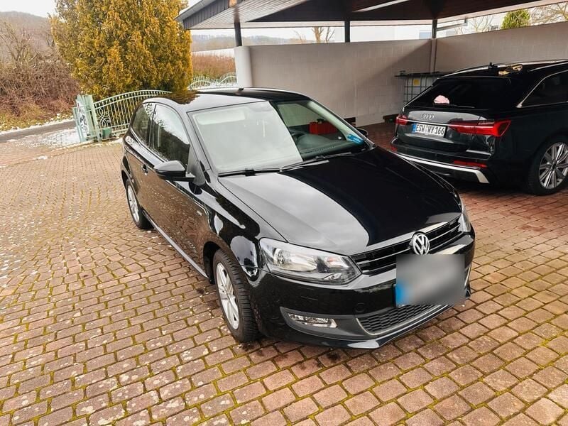 Schwarz Gebraucht 2013 VW Polo Kleinwagen | 5.300 € (Fairer Preis) - Bild 1/4