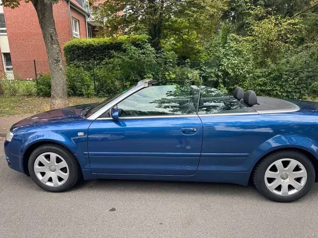 Gebraucht Audi A4 Cabriolet 140 PS (102 kW) 2006 Blau Cabrio