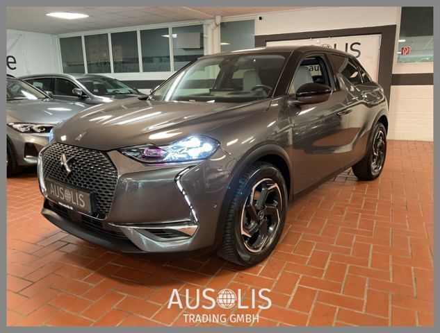 Grau (platinium grau) Gebraucht 2021 DS Automobiles DS3 Crossback Grand Chic SUV | 17.790 € (Fairer Preis) - Bild 1/4