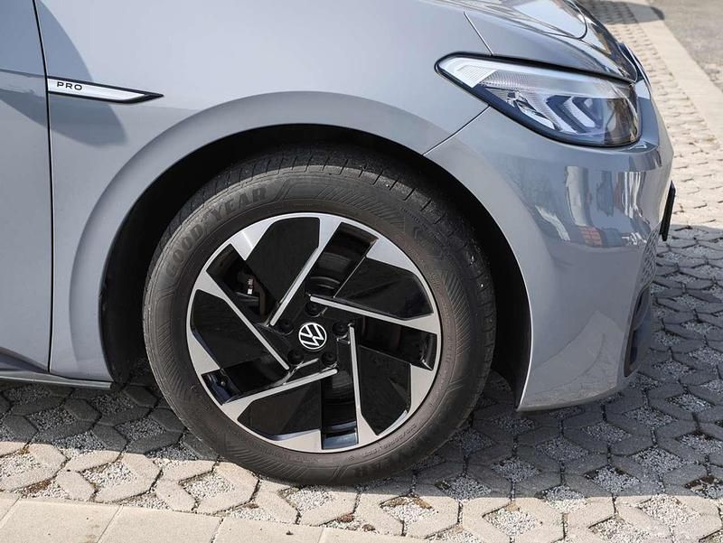 Gebraucht VW ID.3 Pro Performance 150 kW (204 PS) 2022 Mondsteingrau schwarz Kleinwagen