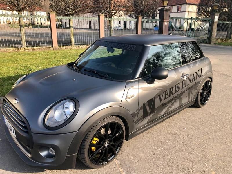 Schwarz Gebraucht 2015 Mini ONE Kleinwagen | 9.900 € - Bild 1/4