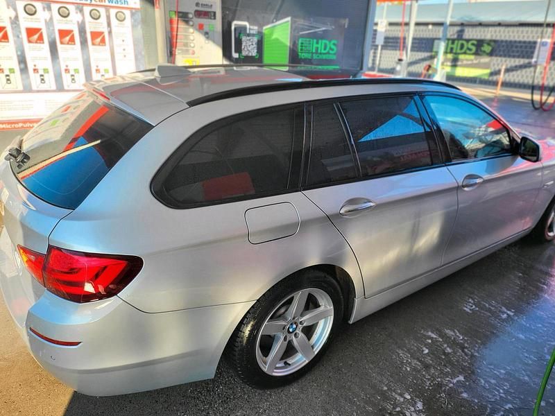Second-hand BMW 525 218 CP (160 kW) 2012 Argintiu Break