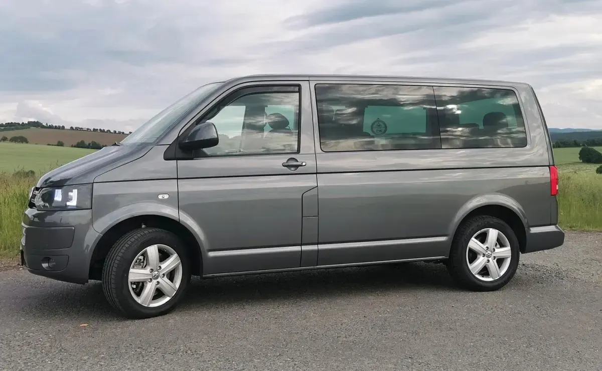 Gebraucht VW Multivan California 180 PS (132 kW) 2013 Grau Van / Kleinbus