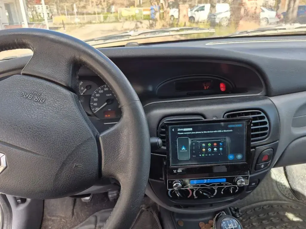 Gebraucht Renault Mégane Expression 107 PS (78 kW) 2001 Silber Limousine