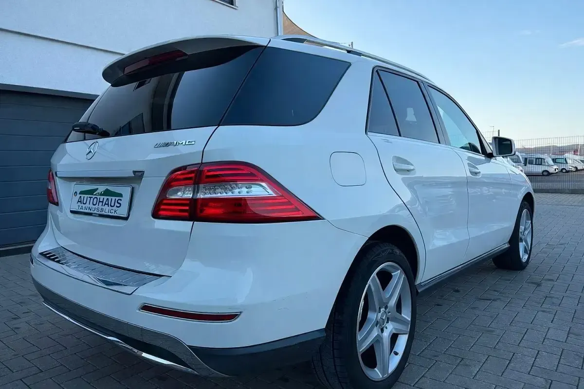Gebraucht Mercedes ML350 306 PS (225 kW) 2013 Weiß SUV