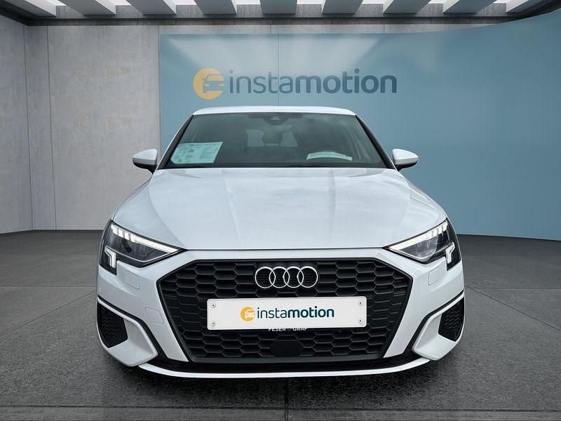 Gebraucht Audi A3 Sportback 110 PS (80 kW) 2023 Weiß Kleinwagen