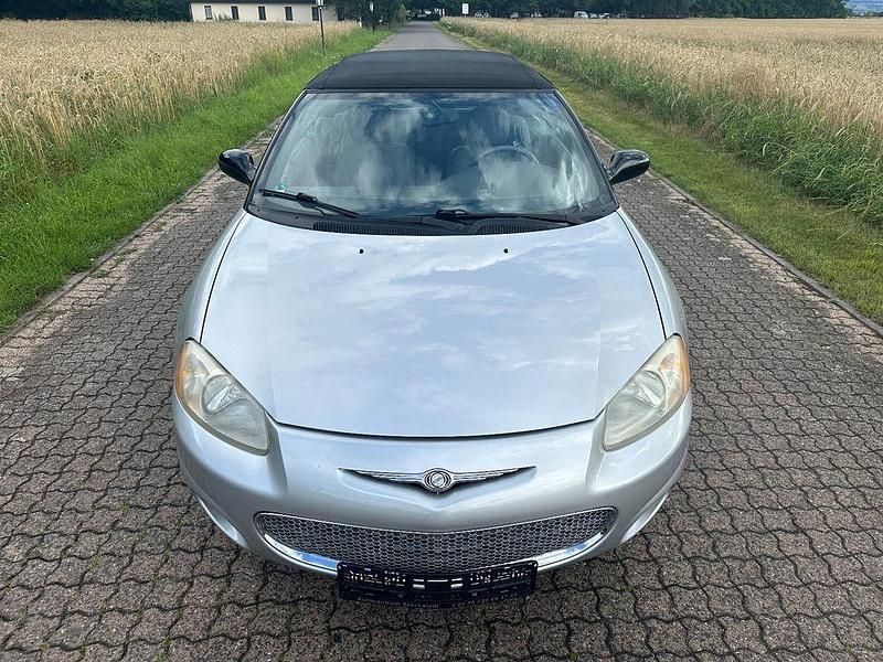 Gebraucht Chrysler Sebring Cabriolet 203 PS (149 kW) 2001 Silber Cabrio