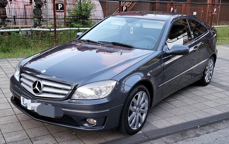 Grau Gebraucht 2008 Mercedes CLC180 Kleinwagen | 4.850 € (Fairer Preis) - Bild 1/4
