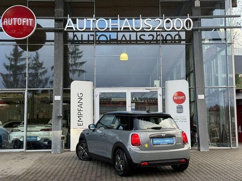 Gebraucht Mini Cooper SE Essential 135 kW (184 PS) 2021 Grau Kleinwagen