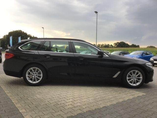 Gebraucht BMW 520 190 PS (139 kW) 2019 Schwarz Kombi