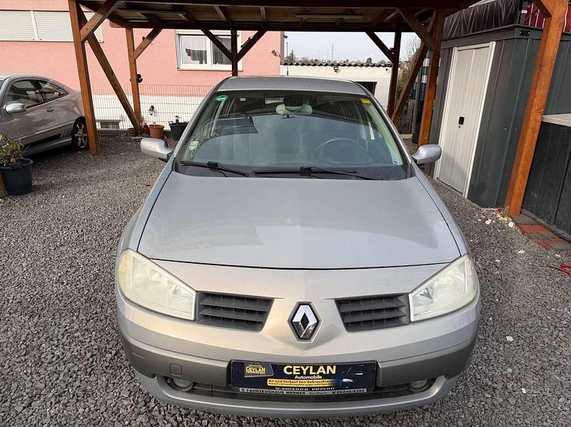 Gebraucht Renault Mégane II Dynamique 113 PS (83 kW) 2004 Other Limousine