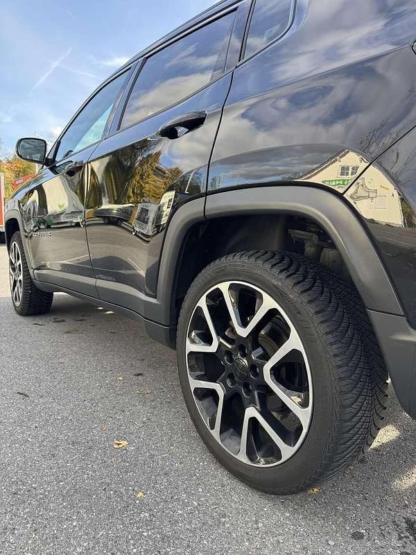 Gebraucht Jeep Compass Limited 170 PS (125 kW) 2020 Schwarz SUV