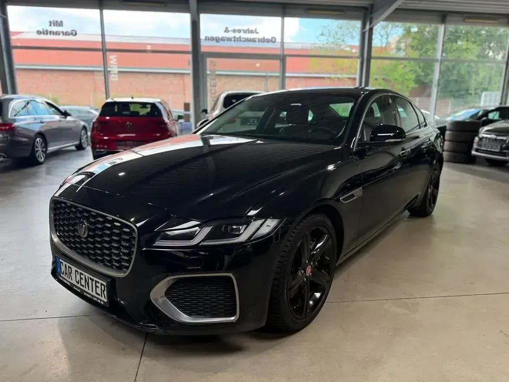 Gebraucht Jaguar XF SE 250 PS (183 kW) 2021 Schwarz Limousine