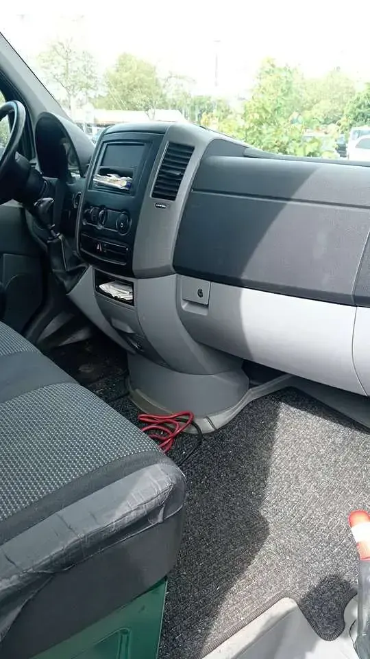 Gebraucht Mercedes Sprinter 129 PS (94 kW) 2009 Grün Van