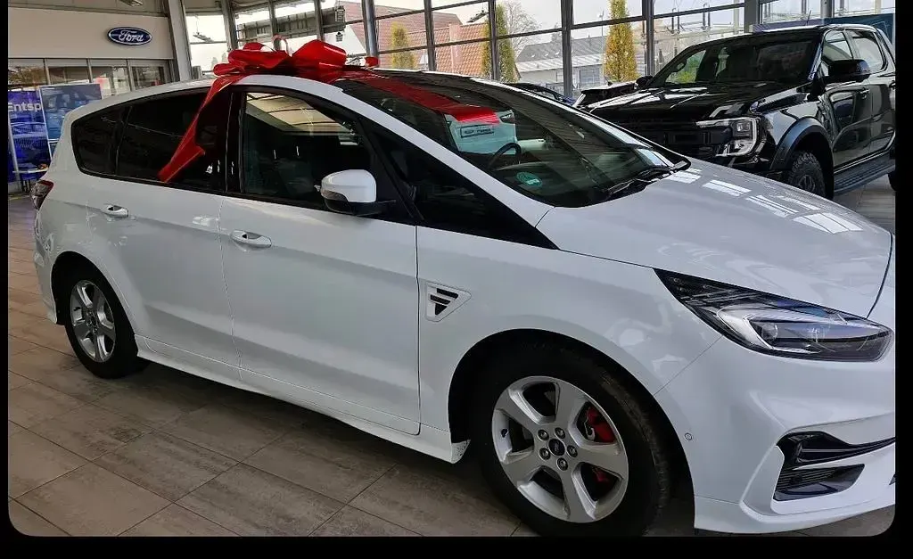 Gebraucht Ford S-MAX ST-Line 241 PS (177 kW) 2020 Weiß Van / Kleinbus