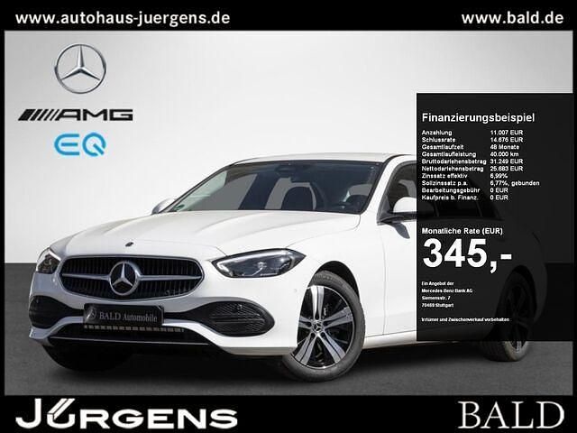 Gebraucht Mercedes C180 Avantgarde 170 PS (125 kW) 2023 Weiß Limousine