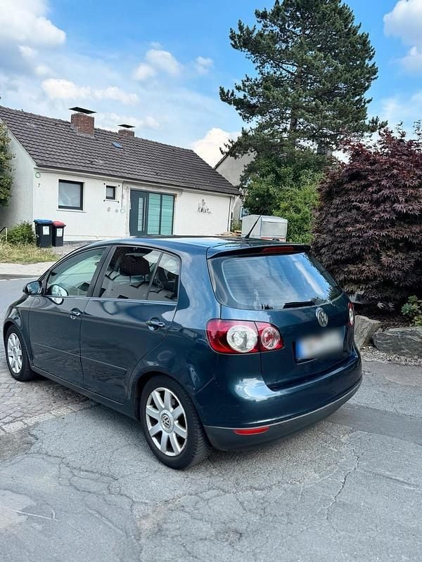 Blau Gebraucht 2005 VW Golf V Limousine | 2.750 € (Fairer Preis) - Bild 1/4
