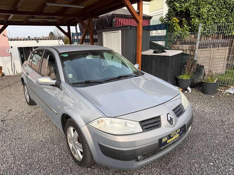 Gebraucht Renault Mégane II Dynamique 113 PS (83 kW) 2004 Other Limousine