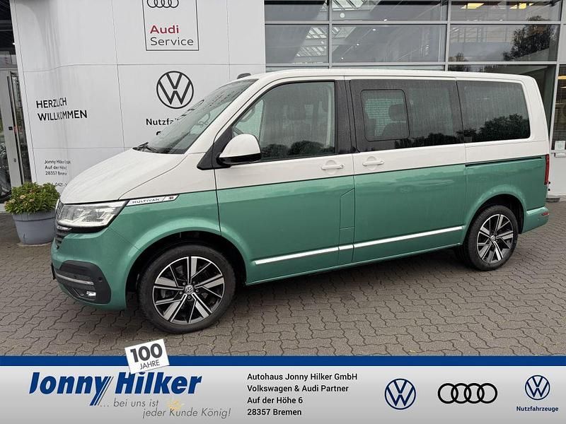 Second-hand VW Multivan Highline 204 CP (150 kW) 2021 Verde Monovolum