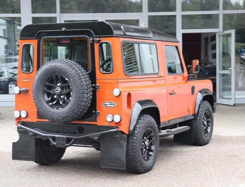Gebraucht Land Rover Defender Adventure 122 PS (89 kW) 2015 Kombi