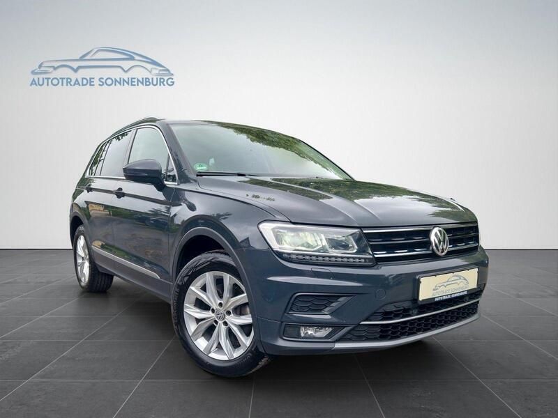 Grau Gebraucht 2020 VW Tiguan Highline SUV | 22.390 € (Guter Preis) - Bild 1/4