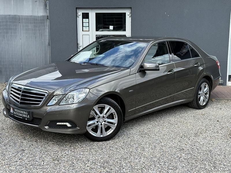Other Gebraucht 2010 Mercedes E250 Avantgarde Limousine | 8.890 € (Fairer Preis) - Bild 1/4