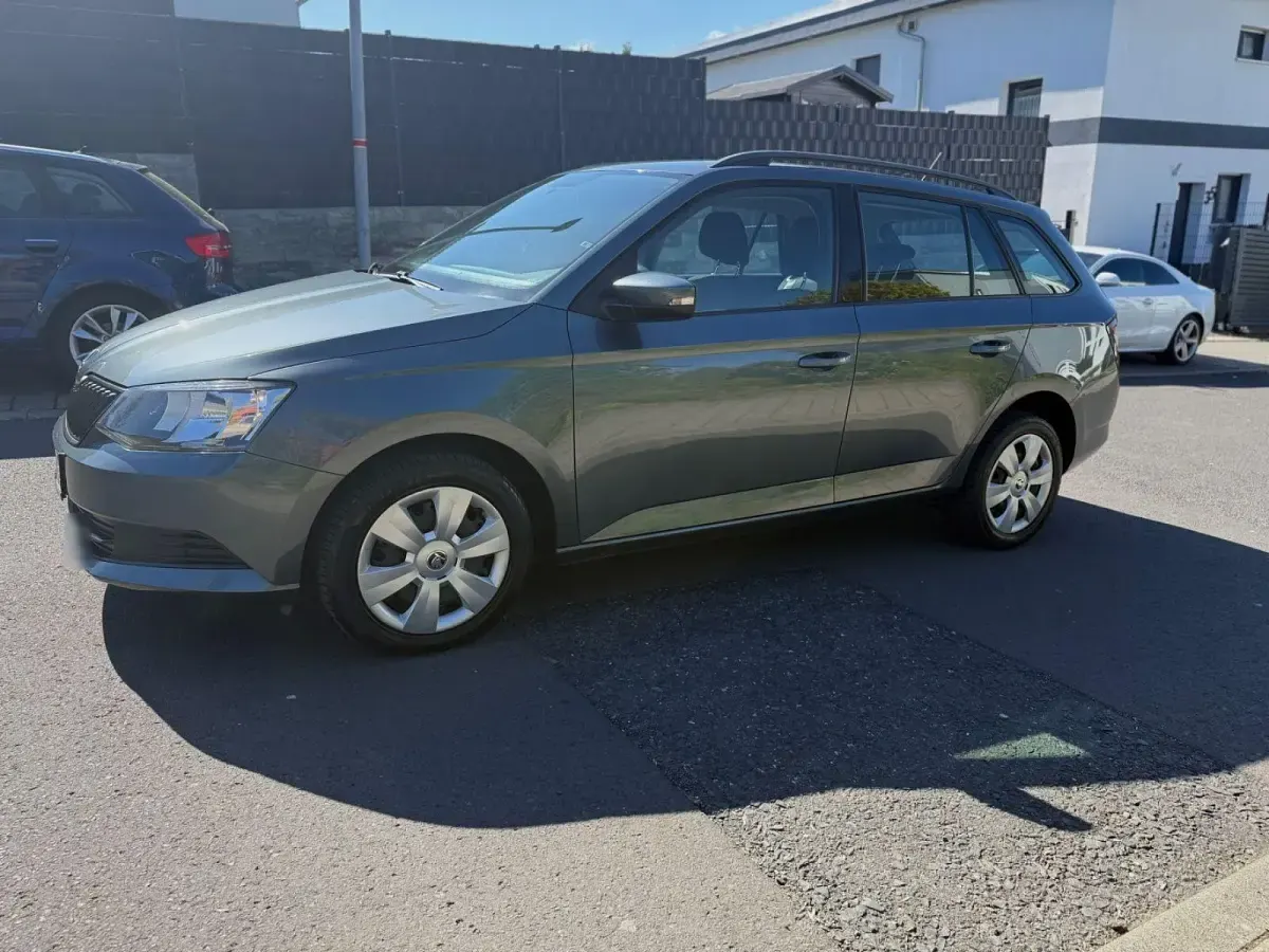 Używany Skoda Fabia 75 KM (55 kW) 2018 Czarny Hatchback