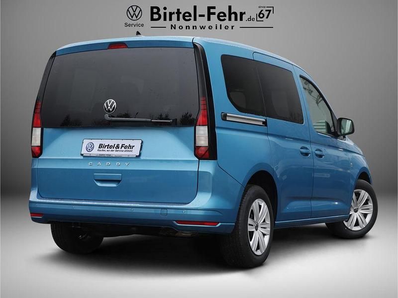 Neu VW Caddy 116 PS (85 kW) 2026 Hellblau Van / Kleinbus