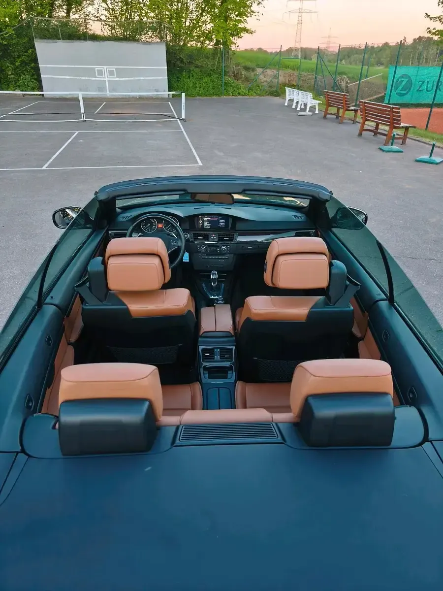 Gebraucht BMW 335 Cabriolet 306 PS (225 kW) 2011 Schwarz Cabrio