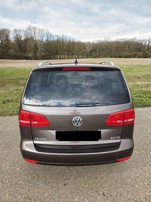 Gebraucht VW Touran Cup 140 PS (102 kW) 2015 Braun Van / Kleinbus