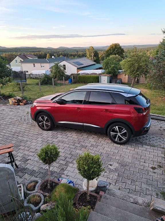 Rot Gebraucht 2019 Peugeot 3008 Allure SUV | 15.800 € (Fairer Preis) - Bild 1/4
