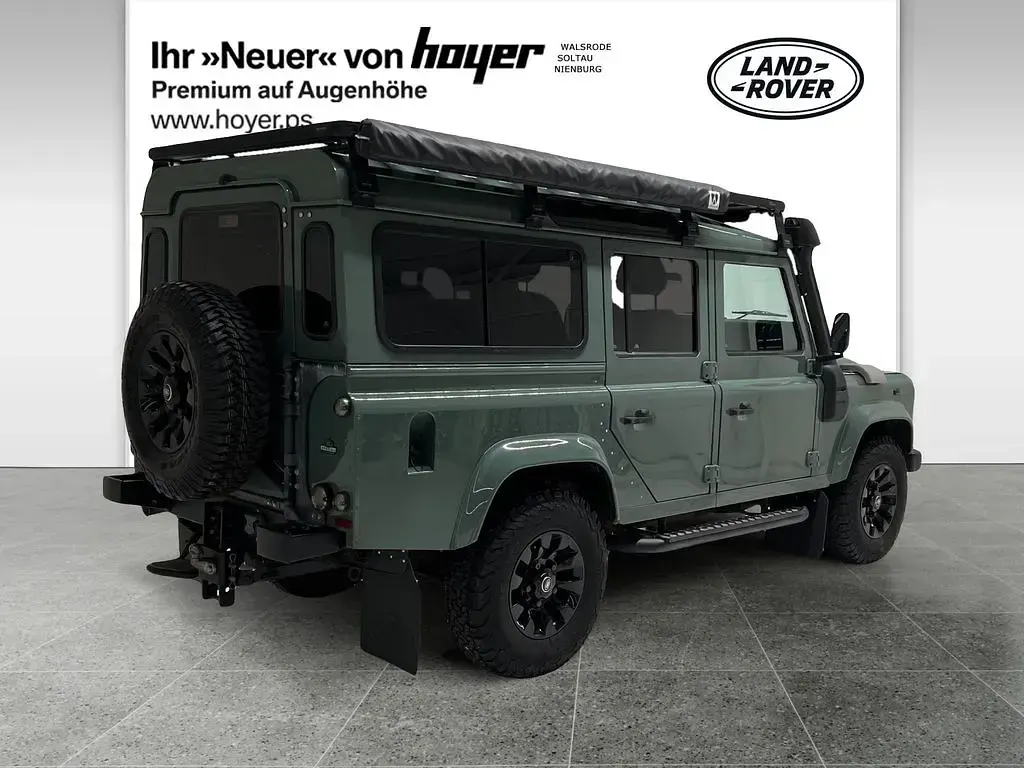 Gebraucht Land Rover Defender SE 122 PS (89 kW) 2014 Keswick green Kombi