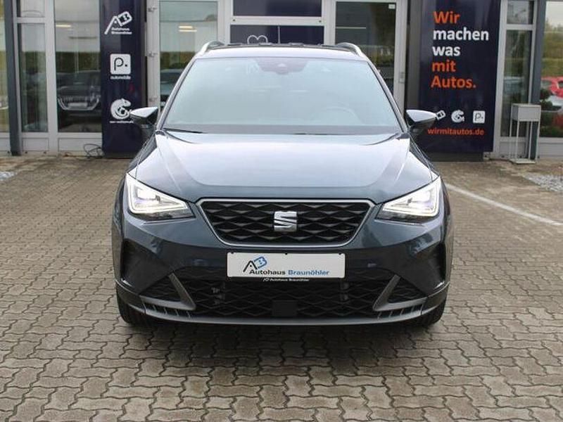 Grau Gebraucht 2023 Seat Arona FR SUV | 16.950 € (Superpreis) - Bild 1/4